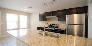 Updated 2-Story Townhome in Prime North Austin Gallery 3