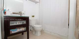 1871 NW S River Dr Gallery 9