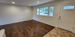 112 East North Point Drive Gallery 3