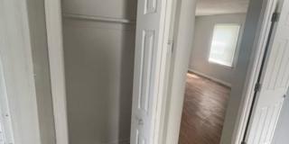 Cozy Two Bedroom! Available Now! Section 8 Welcomed Gallery 14