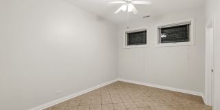 938 N Washtenaw Avenue Gallery 8