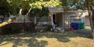 Don't Miss This Charming Milwaukie Home with an Oversized Backyard! Gallery 1