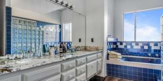 2436 Arbutus Dr Gallery 18