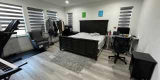 Beautiful 3 Bedroom, 2.5 Bath Mountain House Home. Gallery 17