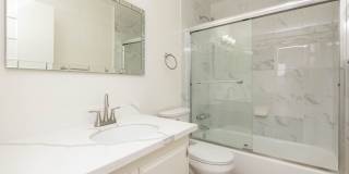 8225 Manitoba Gallery 12