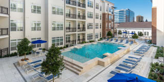 The Heron Downtown Gallery 6