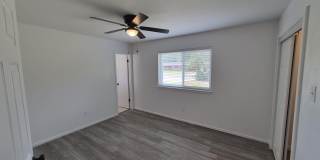 4815 8th Street Gallery 19