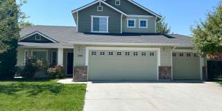 3341 N Maplestone | 3 Car Garage Home! Gallery 1