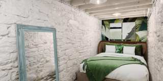 121 E 10TH Street Gallery 3