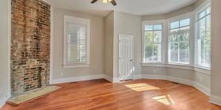 1012 East Park Avenue Gallery 1