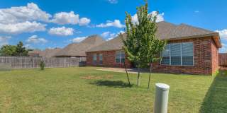 Lone Oak Ridge + Gated Community + 4 beds/2.5 Baths + Storm Shelter + Deer Creek Schools Gallery 33