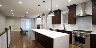 1428 Paulina Gallery 4