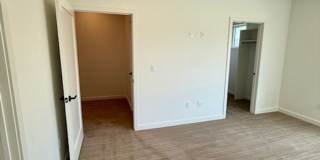 3 Bedrooms 2 1/2 Bathrooms - Where Mountains meet you at upscale living! Gallery 38