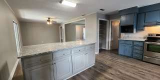 Spacious Brick Home with Modern Upgrades & Huge Fenced Yard in Valdosta! Gallery 19