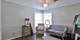 218 College Drive Gallery 16