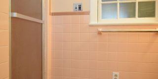 482 Snow Hill Street Gallery 12