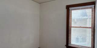 3 BR/1 BA Single-Family Home in St. Paul! Gallery 18