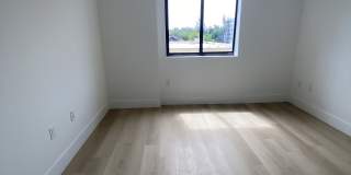 2555 Northeast 179th Street Gallery 7