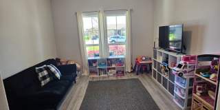 MUST SEE 4 Bedroom 2 bath Gallery 6
