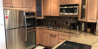 6339 Bay Club Dr Gallery 2