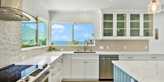 4 bedroom, 2.5 bathroom home in the desirable Mt Soledad neighborhood. Gallery 9