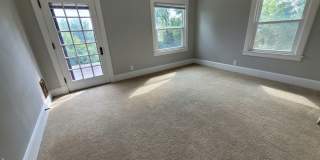 Beautiful 4 bedroom 2.5 house Gallery 10