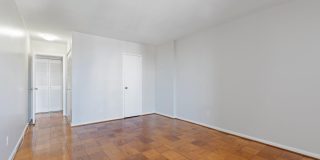 9900 GEORGIA Avenue Gallery 19