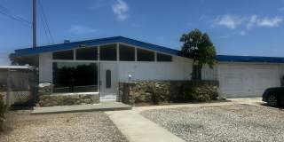 821 East Stroube Street Gallery 1