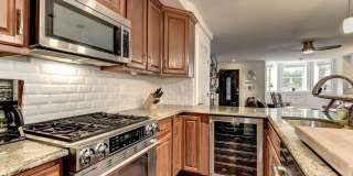 Historic Victorian Charm Meets Modern City Living — 1 BR + Den / 2 BA in Columbia Heights Gallery 10