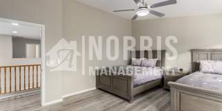 Beautiful Large Furnished Home w/A Pool Gallery 22