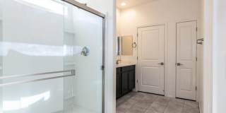 Modern Comfort Meets Community Living – 3 Bed, 2 Bath Beauty with Resort-Style Amenities! Gallery 21