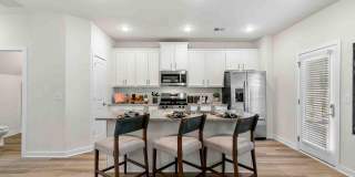 The Refinery at Sugar Hill Apartments and Townhomes. Gallery 6