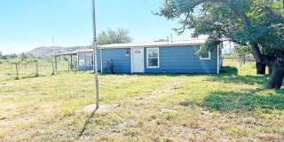 1102 W Brown Ave Gallery 1