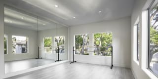 Las Palmas Gallery 10