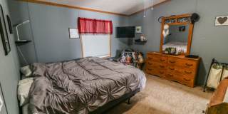 Awesome 3 bedroom 2 bathroom home located in OGDEN KS! Gallery 9