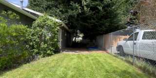 3 bedroom rambler on corner lot Gallery 14