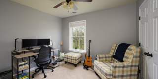 **UPDATED BRENTWOOD HOME THAT DOESN'T FEEL LIKE A RENTAL** **UPDATED BRENTWOOD HOME THAT DOESN'T FEEL LIKE A RENTAL** Gallery 32