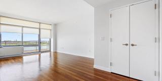 25 HUDSON ST Gallery 17