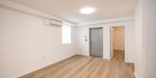 711 W THOMPSON Street Gallery 4