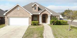Beautiful McAllen Corner Lot Home--3 Bedroom, 2 Bath + Home Office Gallery 42