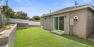 Designer Mid-City/Fairfax House + Studio | Dog Run & Private Orchard | 3-Car Parking Gallery 24
