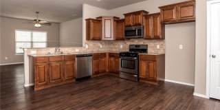 4 bedroom 2.5 bath in Lowell-south of Promanade Gallery 4