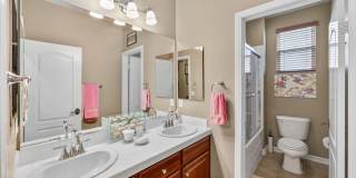 Elegant Summer Rental in Carmel Valley | Fully Furnished Gallery 24