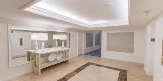 250 Bradley Place Gallery 28