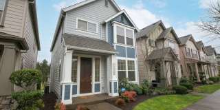Charming Newer Construction King City 3 Bedroom/2.5 Bath Home Gallery 4