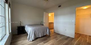 2557 Centergate Dr Gallery 20