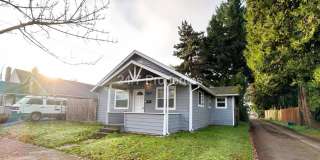 Charming 2 BD | 2 BA Home with A/C in Salem Gallery 1