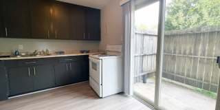 Spacious, affordable two bedroom townhouse in a great location in Charlotte! Gallery 54