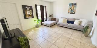 301 NW 37th St Gallery 1