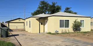 Modern Comfort Meets Style: Updated 2-Bedroom Gem with Spacious Backyard in Prime Yuma Location Modern Comfort Meets Style: Updated 2-Bedroom Gem with Spacious Backyard in Prime Yuma Location Gallery 1
